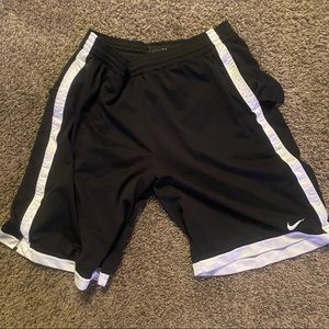 Vintage Nike Basketball Shorts Men’s Size Large